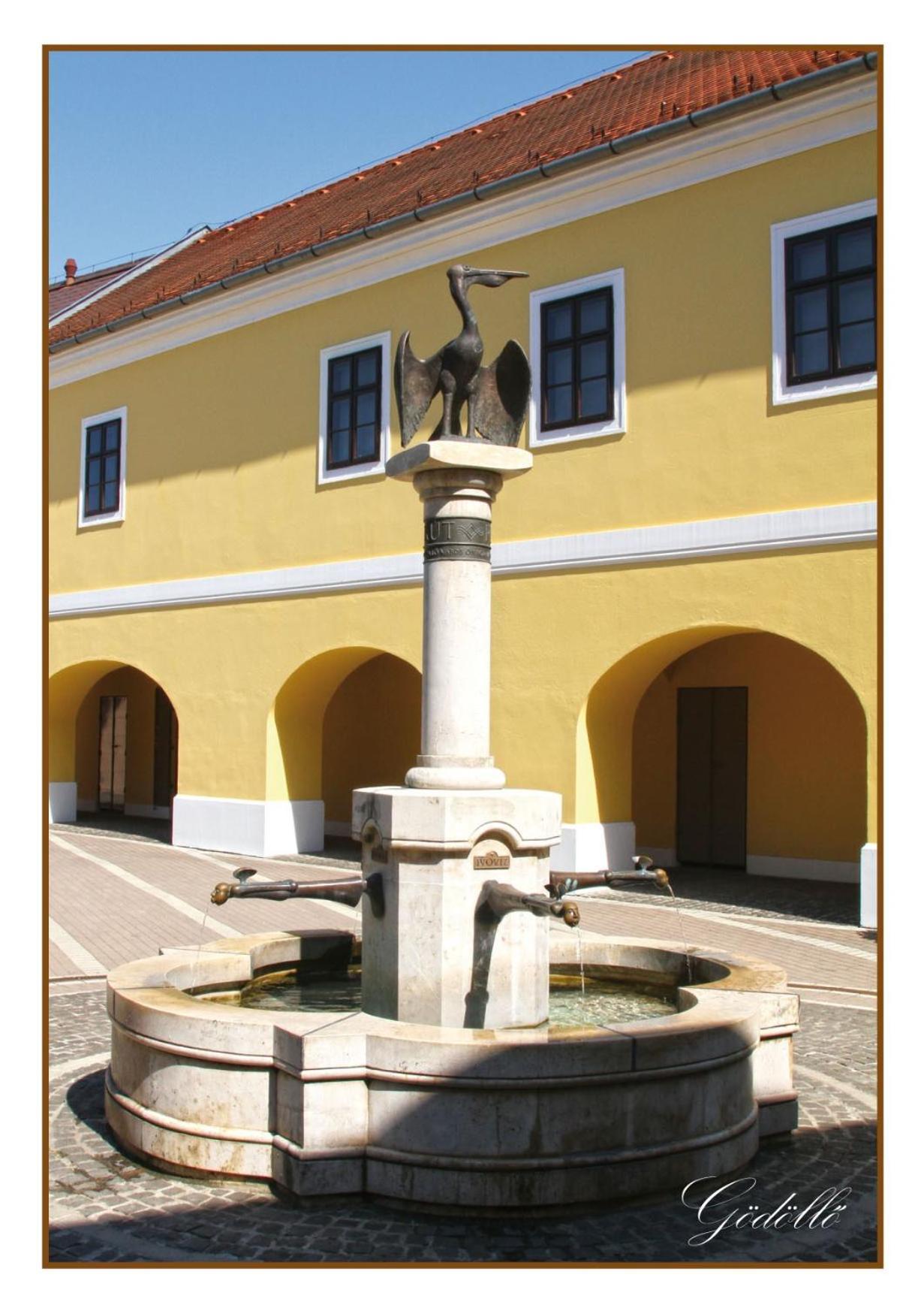 Villa Oliver Goedoello Exterior photo